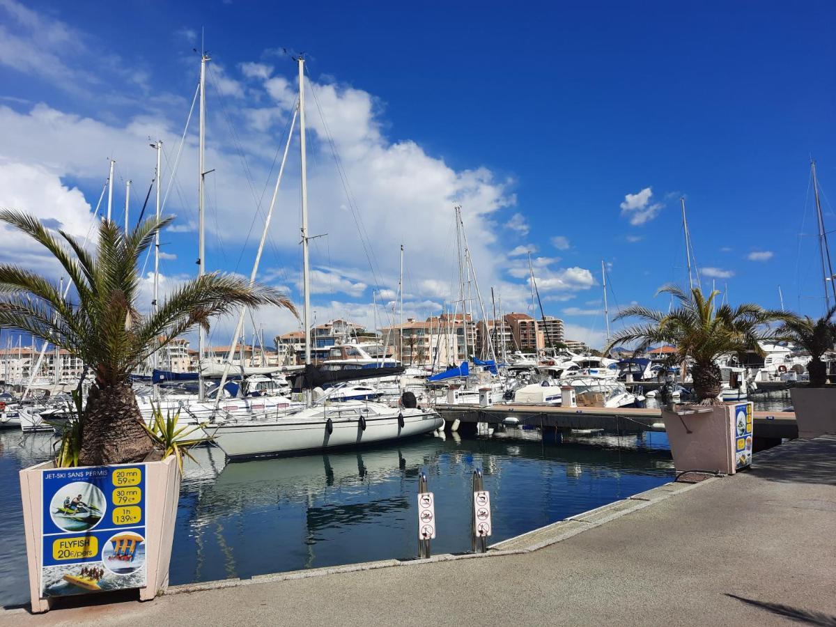 דירות Fréjus Coeur Marina Climatise Terrasse Parking מראה חיצוני תמונה