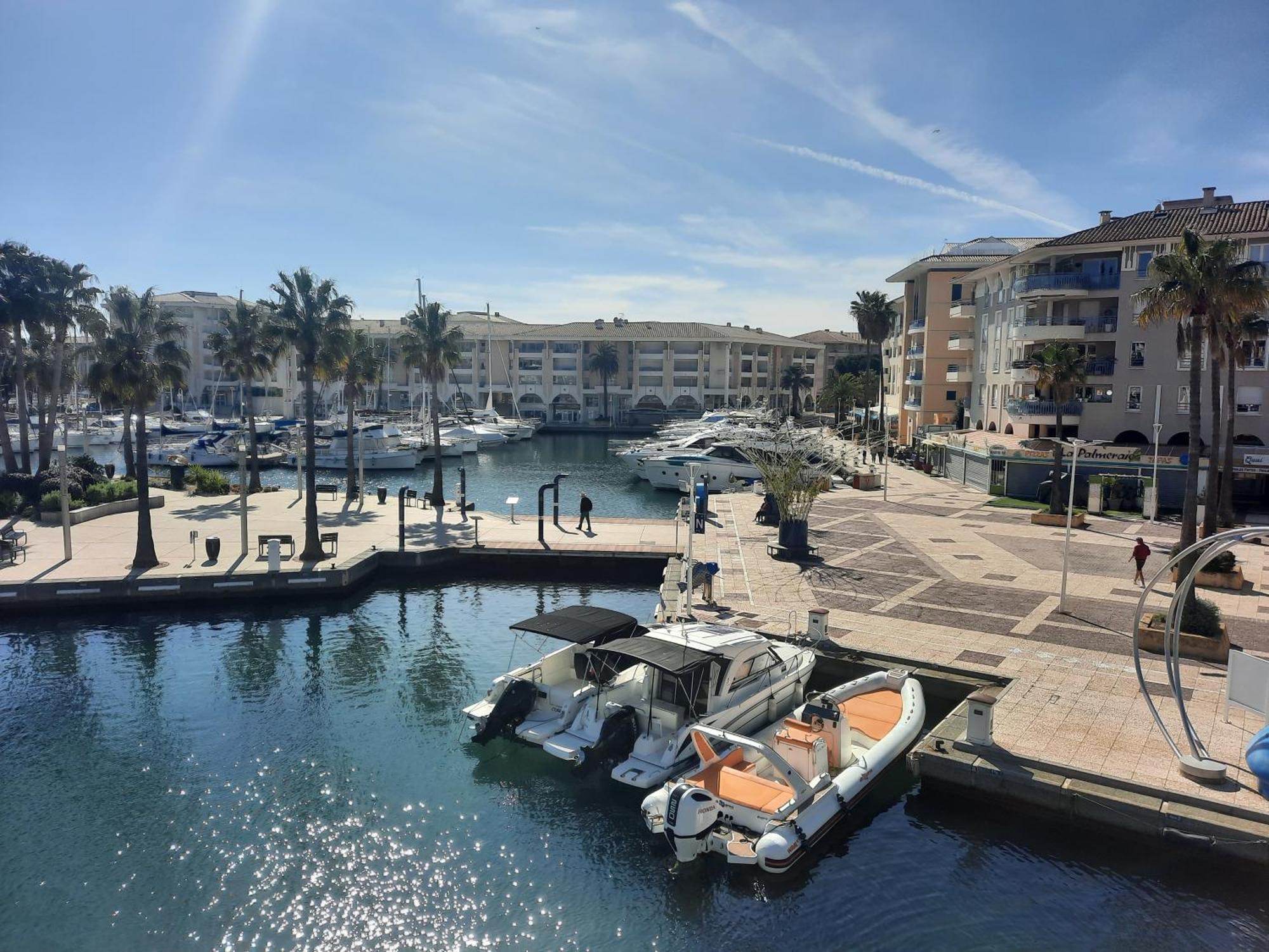 דירות Fréjus Coeur Marina Climatise Terrasse Parking מראה חיצוני תמונה